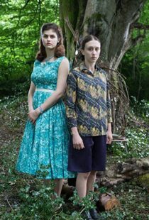 دانلود فیلم We Have Always Lived in the Castle 20189897-187275118
