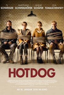 دانلود فیلم Hot Dog 2018102951-1395140617