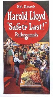 دانلود فیلم Safety Last! 1923252669-693258163