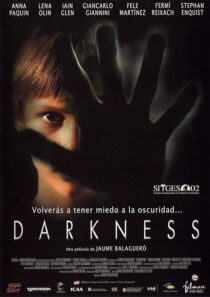 دانلود فیلم Darkness 2002387878-1792249749