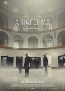 دانلود فیلم The Inner Cage (Ariaferma) 2021399375-25655606