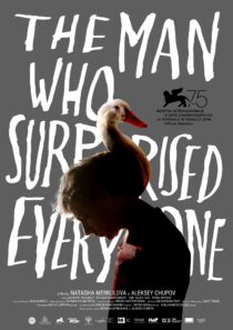 دانلود فیلم The Man Who Surprised Everyone 2018406621-1287220610